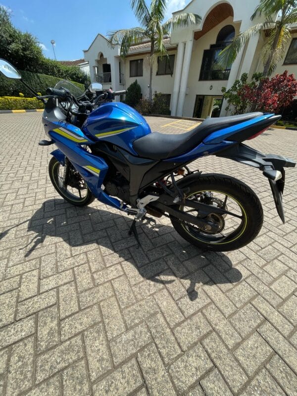 2017 Suzuki GSX 150 - Image 5
