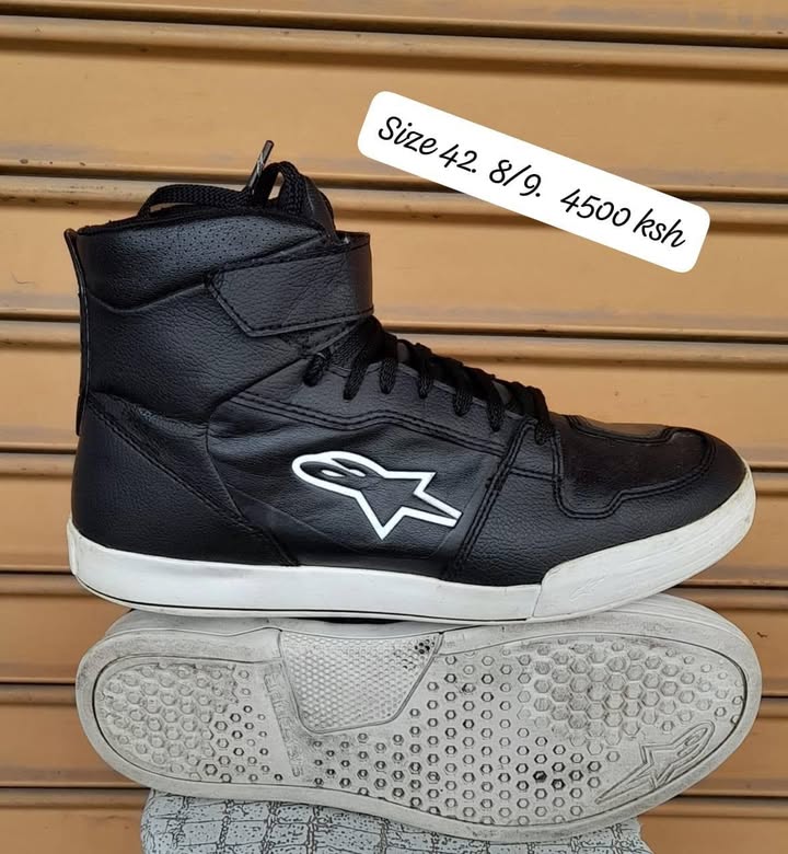 Alpinestars riding sneakers size 42 8/9