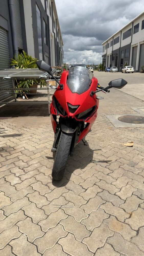 2025 Taro 250