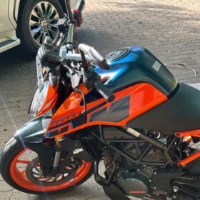 2024 KTM Duke 200