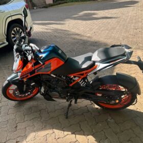 2024 KTM Duke 200