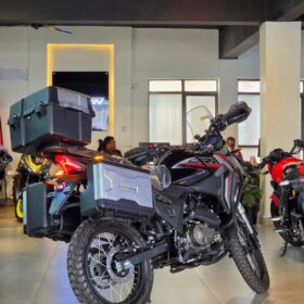 CYCLONE CARRERA 250CC